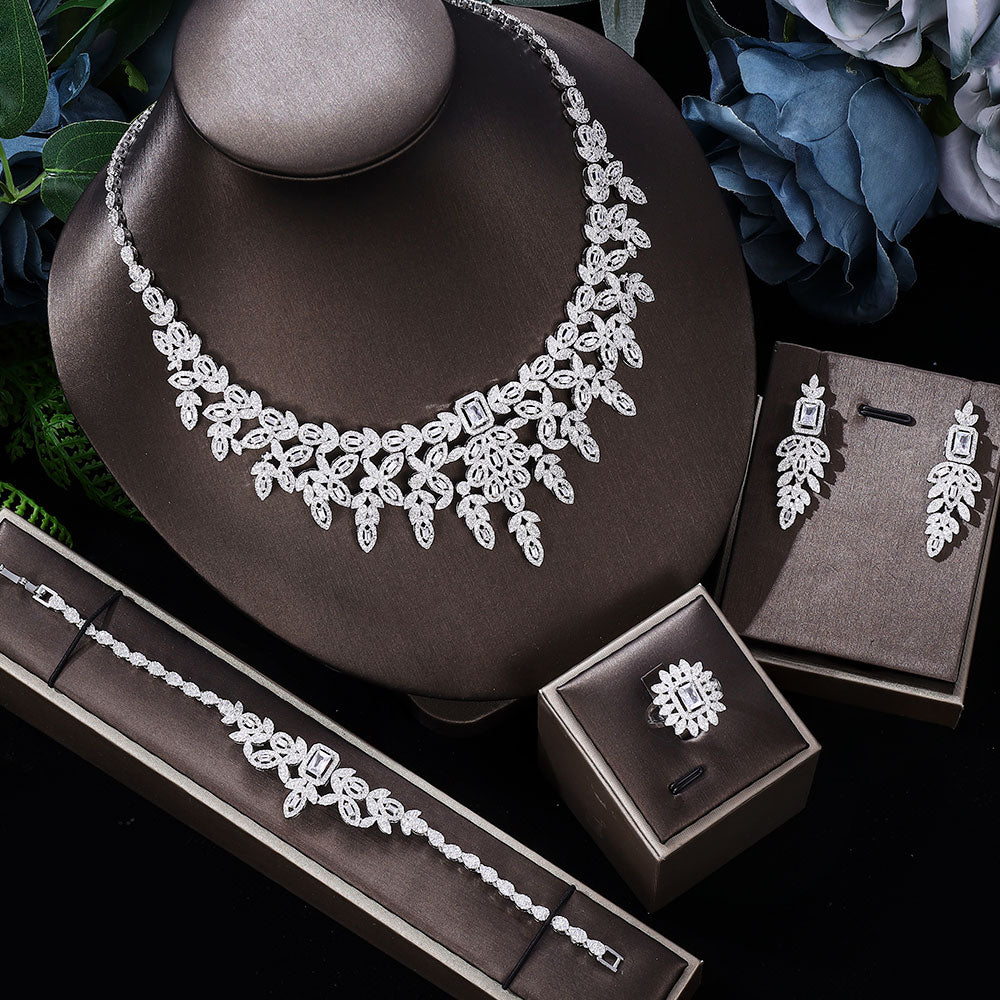 Gorgeous necklace and exquisite earring set Women's luxury wedding accessories