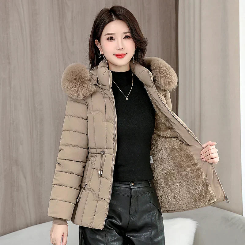 Winter 2025 New Down Jacket Women'S Parkas Fashion -Quality Warm Cotton Padded Coat Ladies Short Overcoat Hooded Overwear Tops