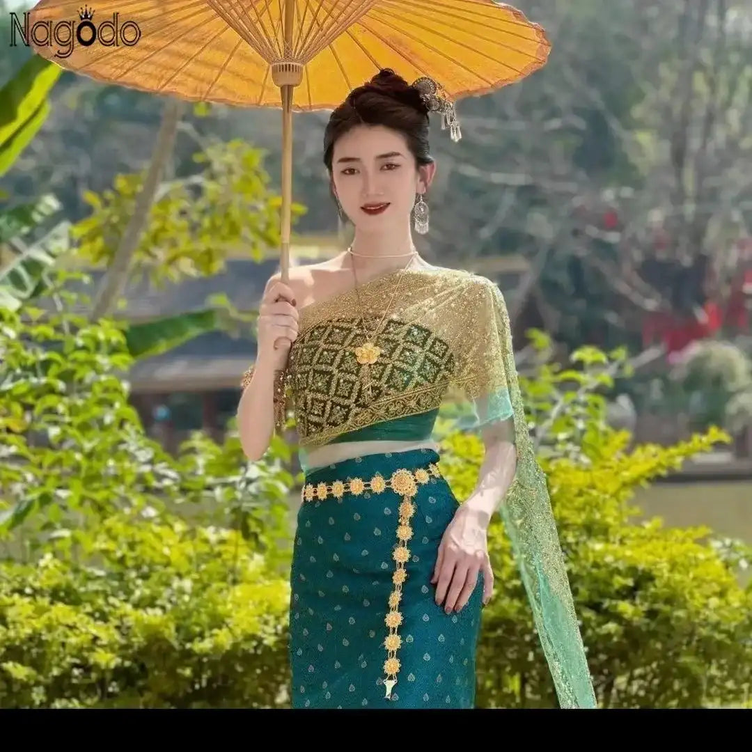 Luxury Thai Women vintage dress Thailand Traditional Clothing 5 set vietnamese dresses Slim and Gorgeous Dai Costume N1118-1