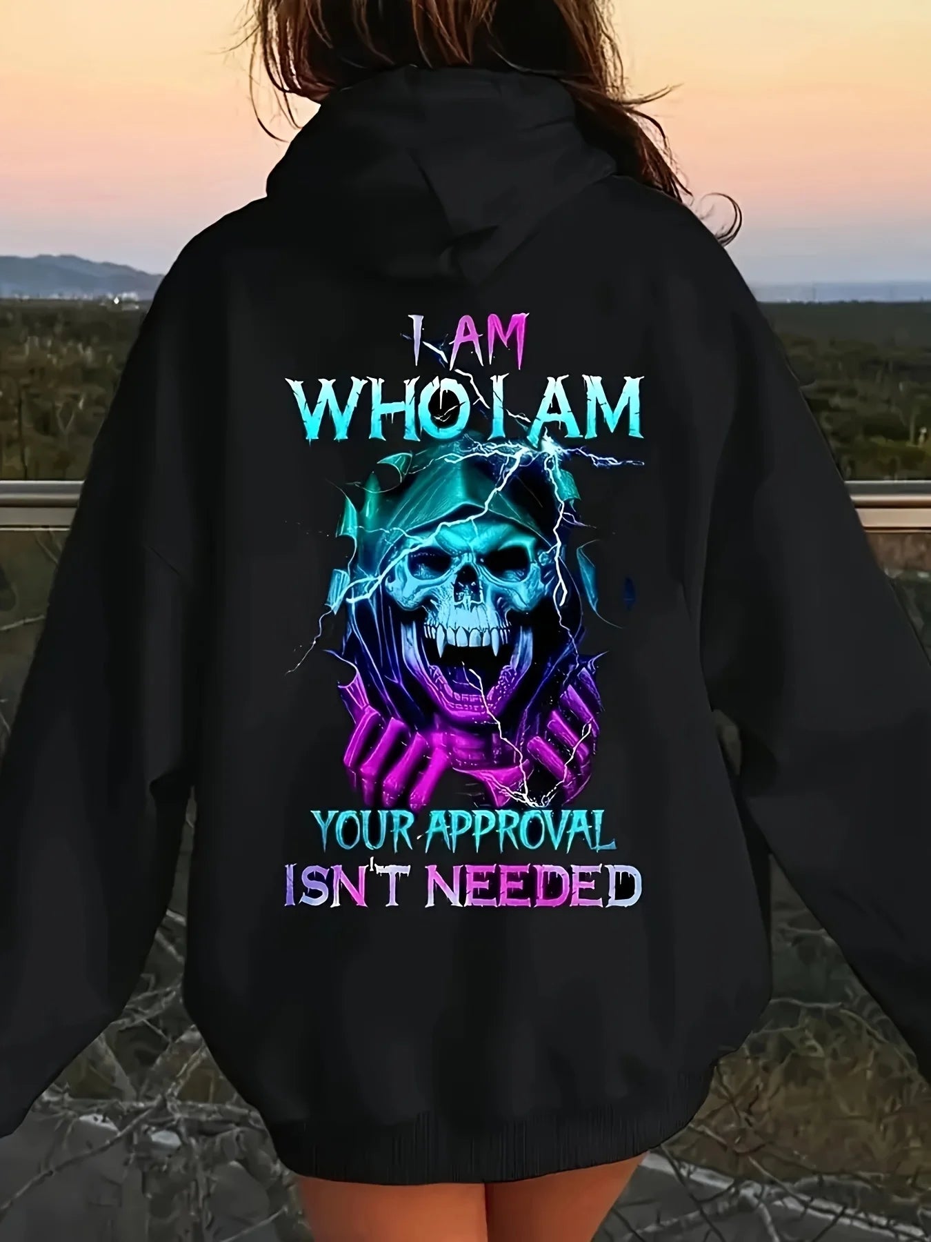 Plus Size Men's Casual Hoodie Bold Skull Letter Print Long Sleeve Pullover with I'm Who I Am Design for Fall/Winter Wear Hoodie