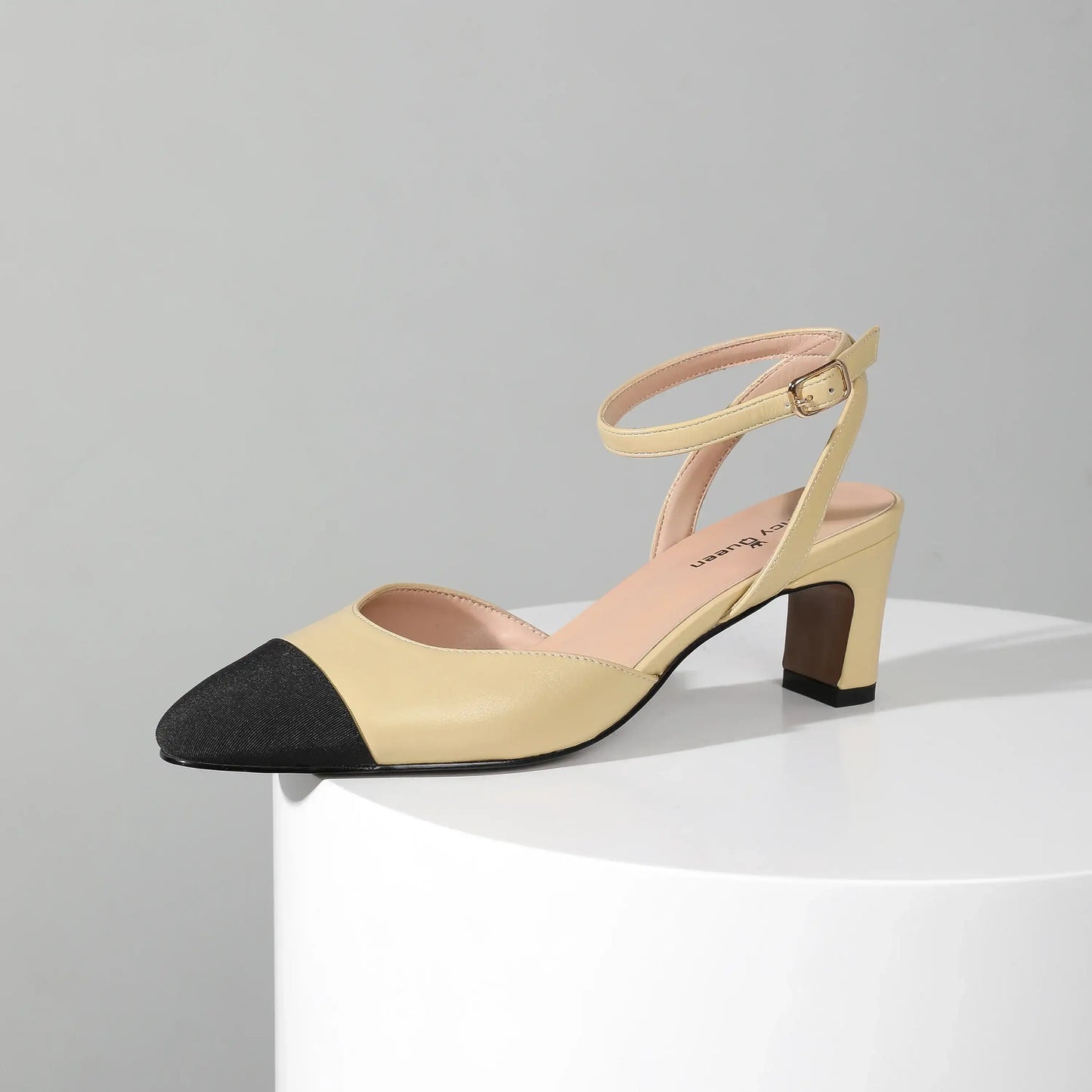 Slingback Heels For Women'S Low Chunky Heels Comfortable Dress Shoes With Sling Design