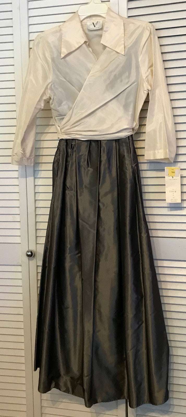 Watters & Watters Women's Dress Suit Dress and Top Silk Ivory/Gray Size 6