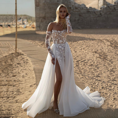 Eightree 2024 Princess A-Line Wedding Dresses Boho Srapless Appliques Side Slit