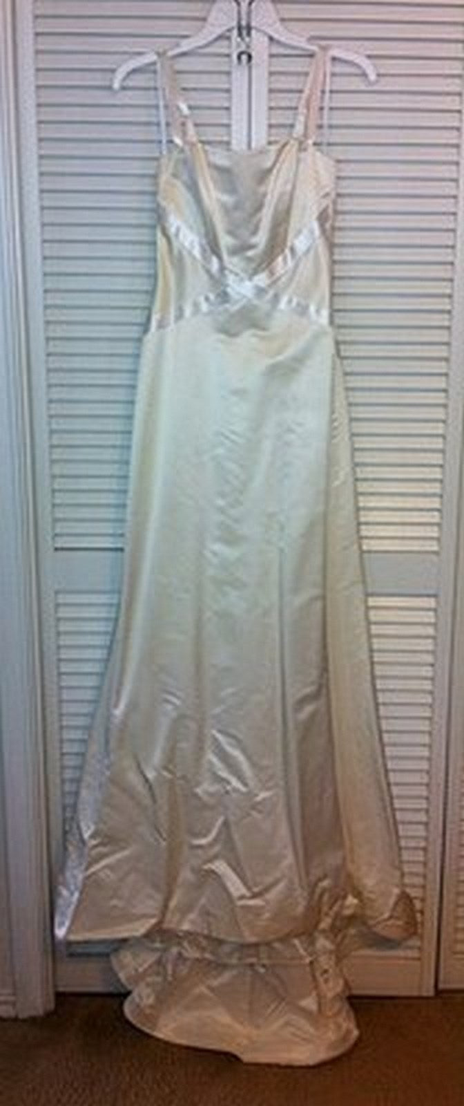 Watters & Watters Women Dress Bridal Satin Ivory 1/2-In Size 6