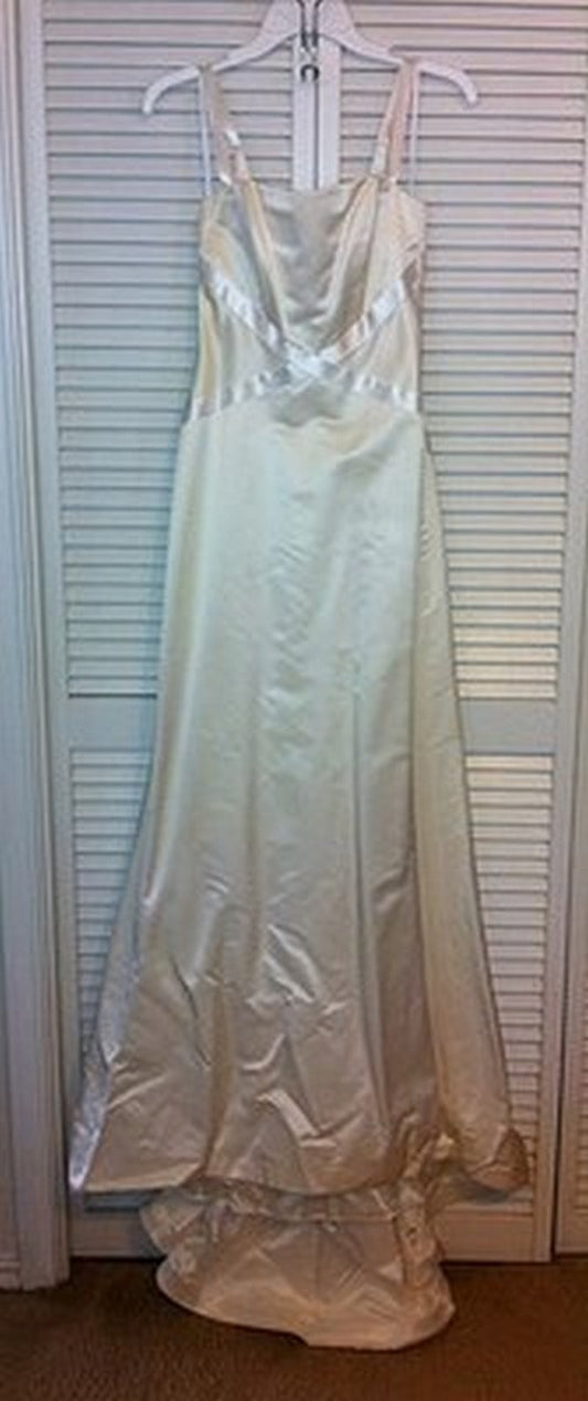 Watters & Watters Women Dress Bridal Satin Ivory 1/2-In Size 6