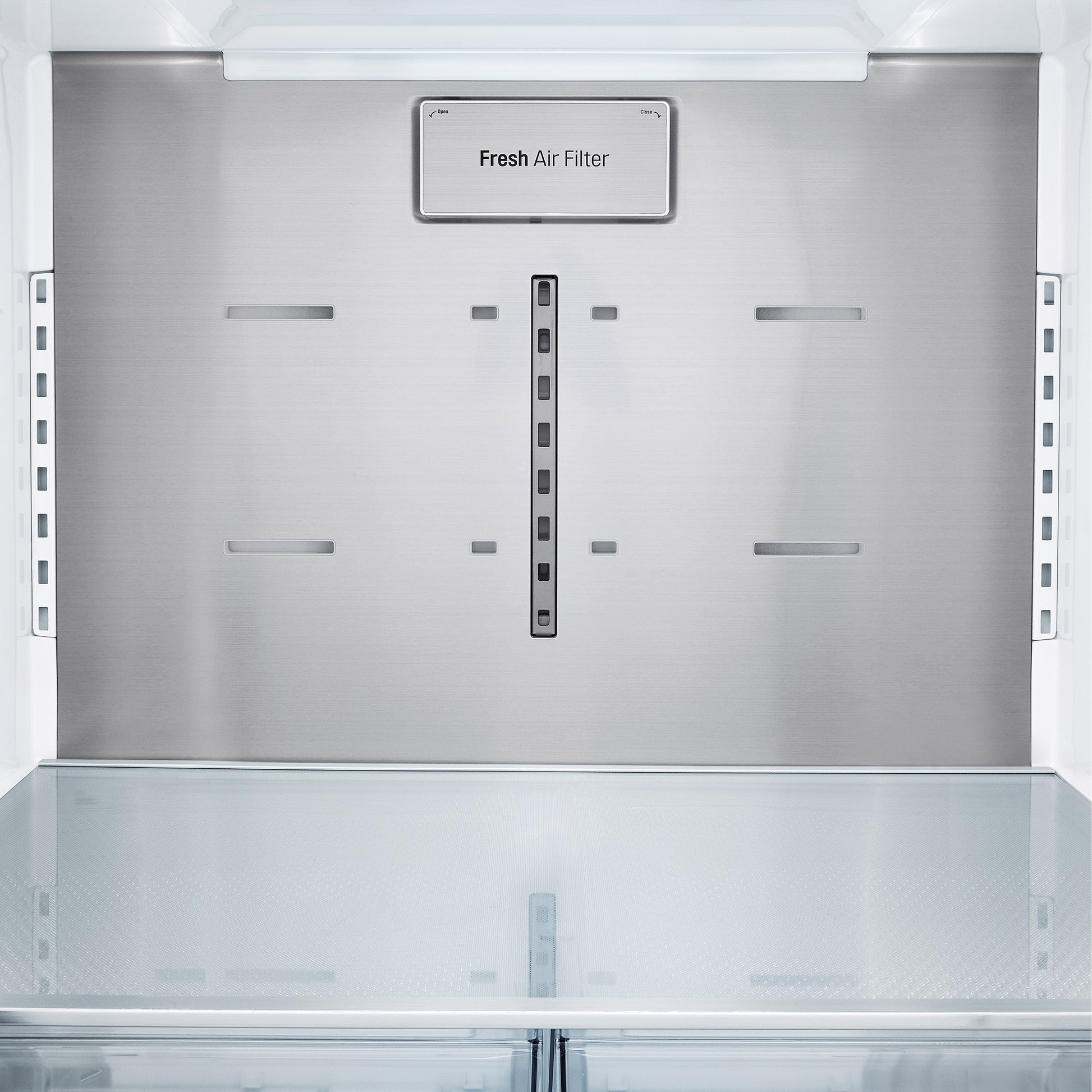 LG 23.5 cu. ft. French Door Counter-Depth Refrigerator with Craft Ice image 6