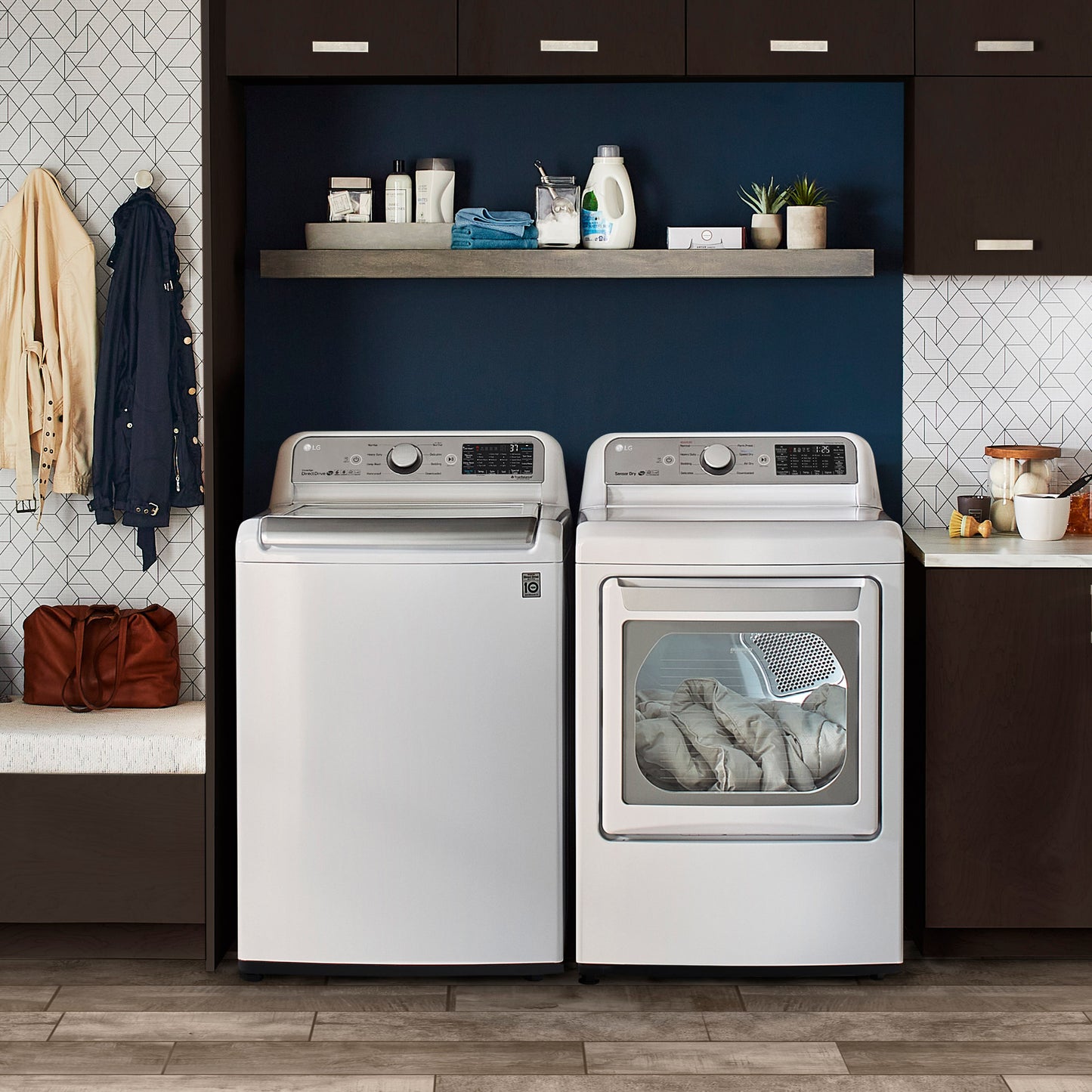 LG 4.8 cu. ft. Mega Capacity Top Load Washer and 7.3 cu. ft. ELECTRIC Dryer with image 3