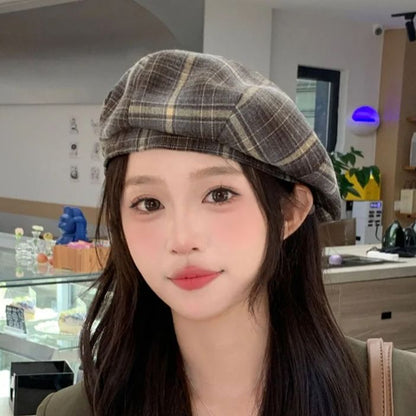 Fresh Brushed Plaid Beret Girls Fashion Painter Hat Literary Show Face Small Ne image 5