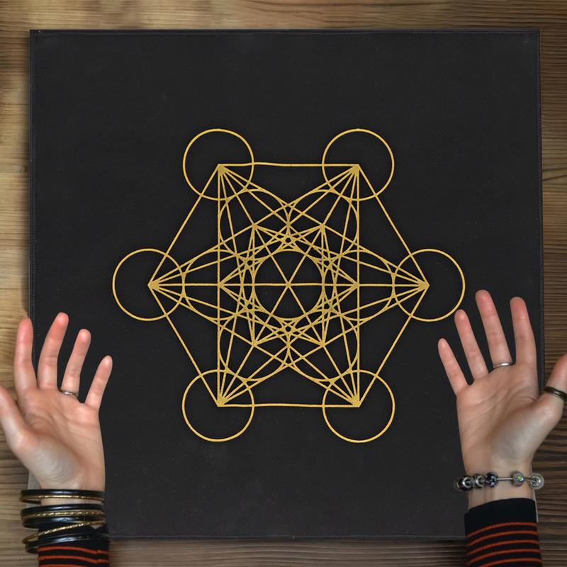 Decorative Tarot Table Cloth Altar Tarot Table Cloth Divination Wicca Velvet Ta image 6