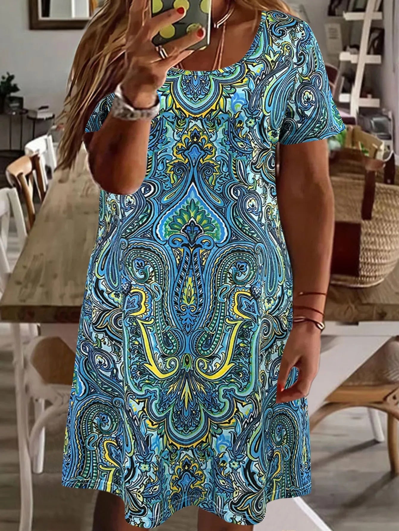 Plus Size Casual Dress, Women Plus Allover Paisley Print Short Sleeve Round N