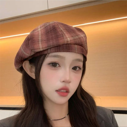 Fresh Brushed Plaid Beret Girls Fashion Painter Hat Literary Show Face Small Ne image 9