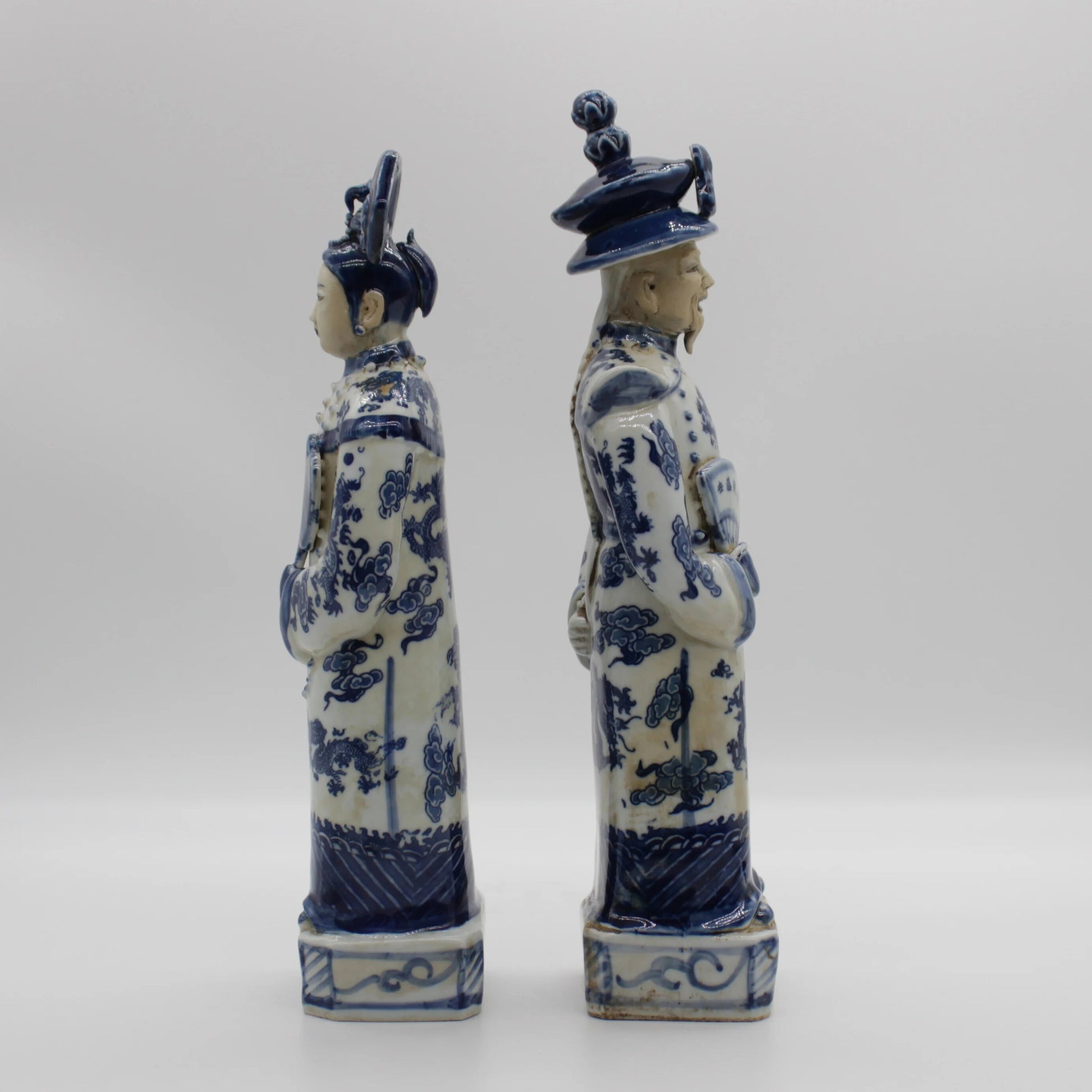 Ceramic statues of chinese emperor and empress in Qing dynasty, table accessory image 5