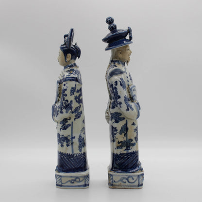 Ceramic statues of chinese emperor and empress in Qing dynasty, table accessory image 5