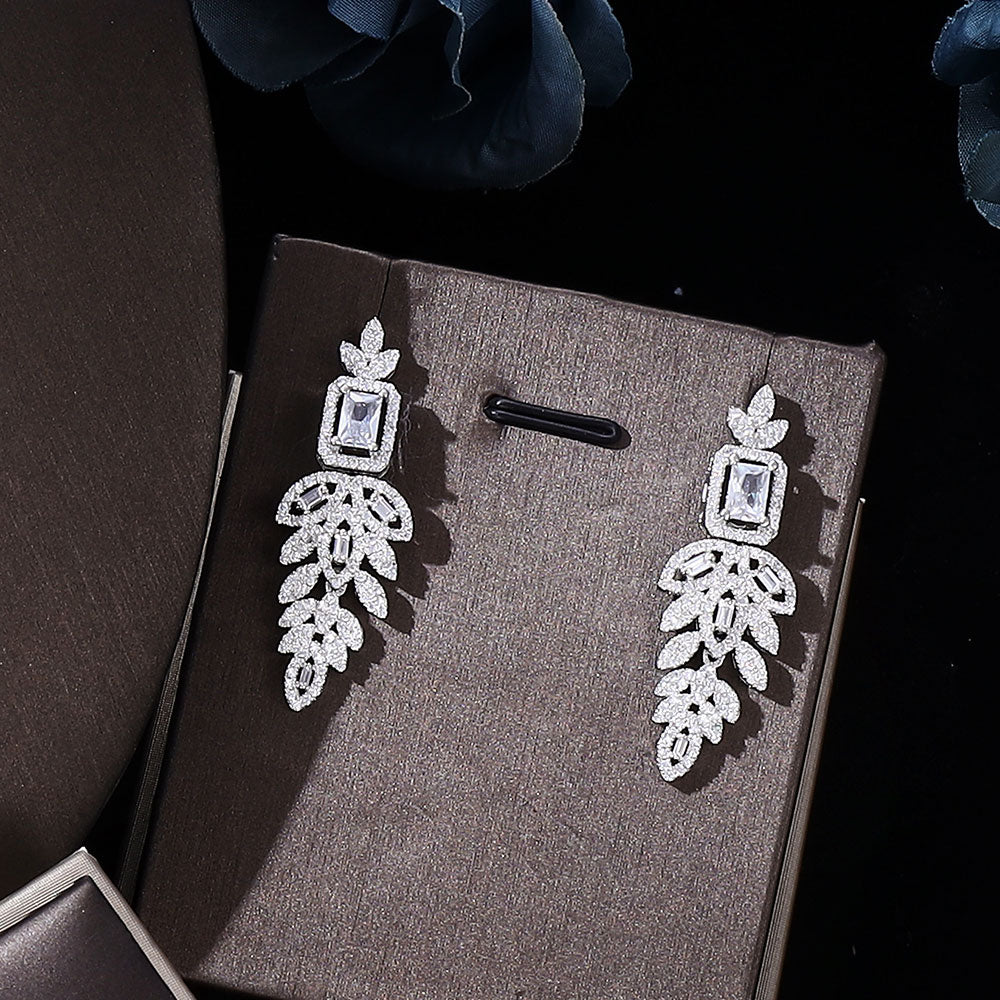 Gorgeous necklace and exquisite earring set Women's luxury wedding accessories image 3