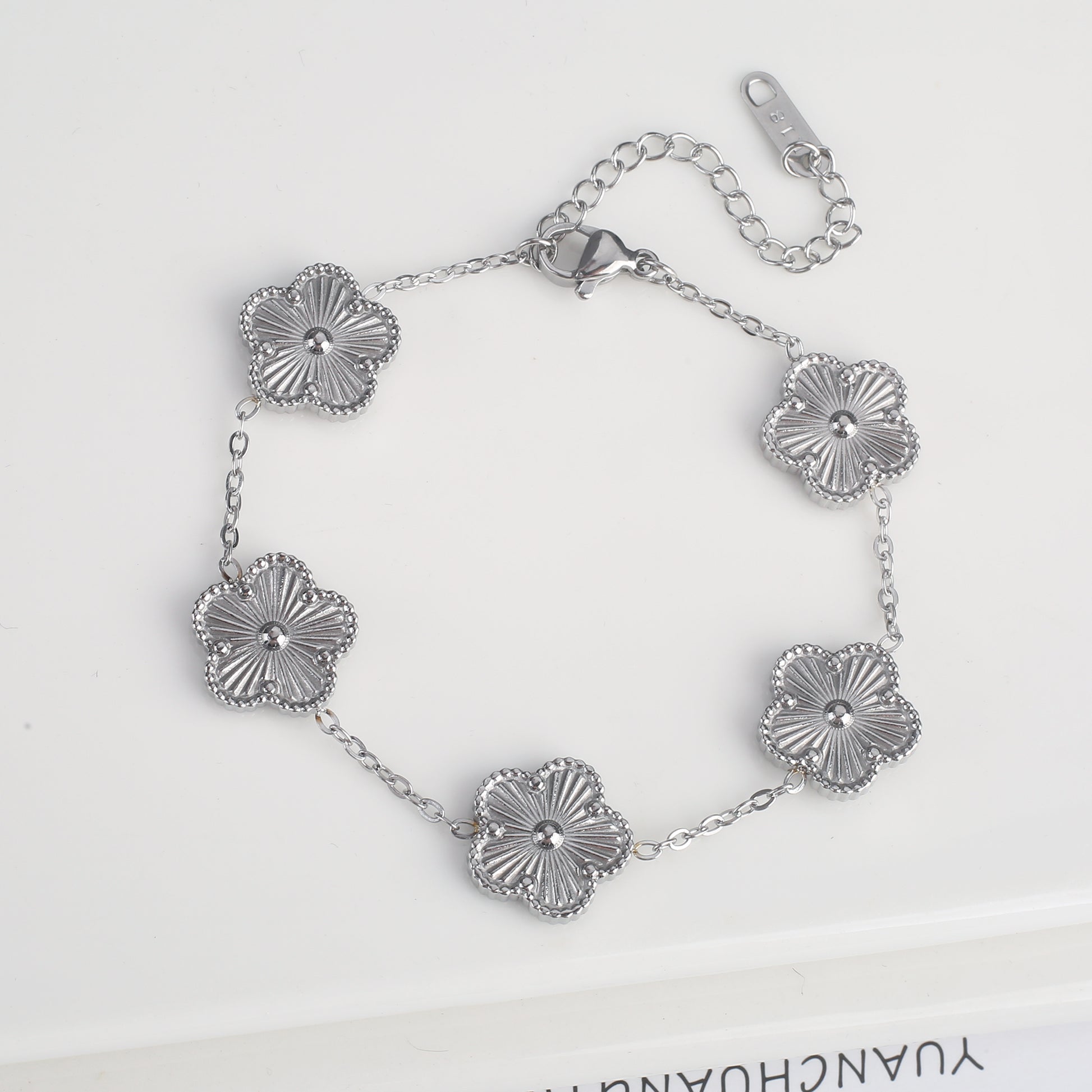 Gold Plated Hot Sale 316L Stainless Steel Plant Five Leaf Flower Bracelet Class image 12