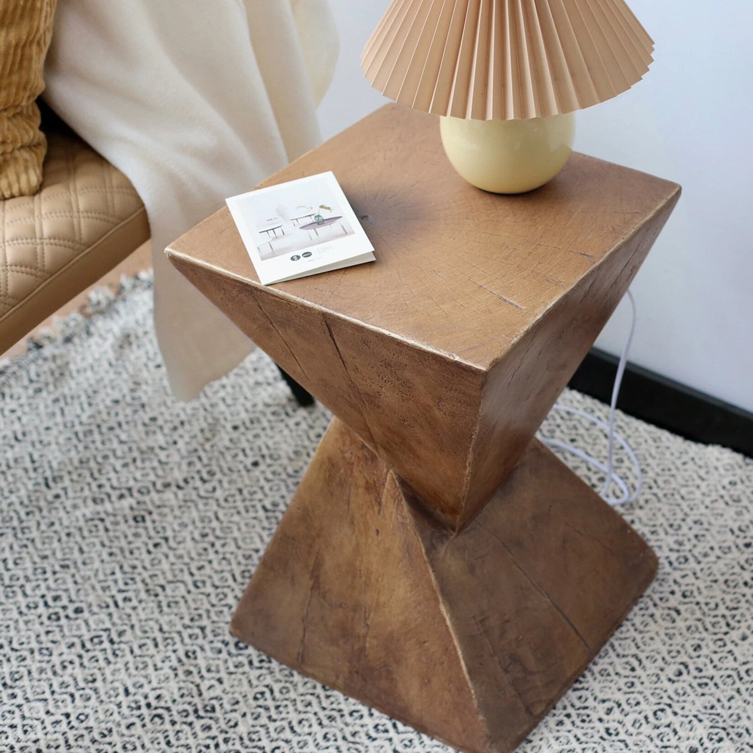 Lightweight Concrete Accent Table,Modern Geometry Side Table for Indoor and Out