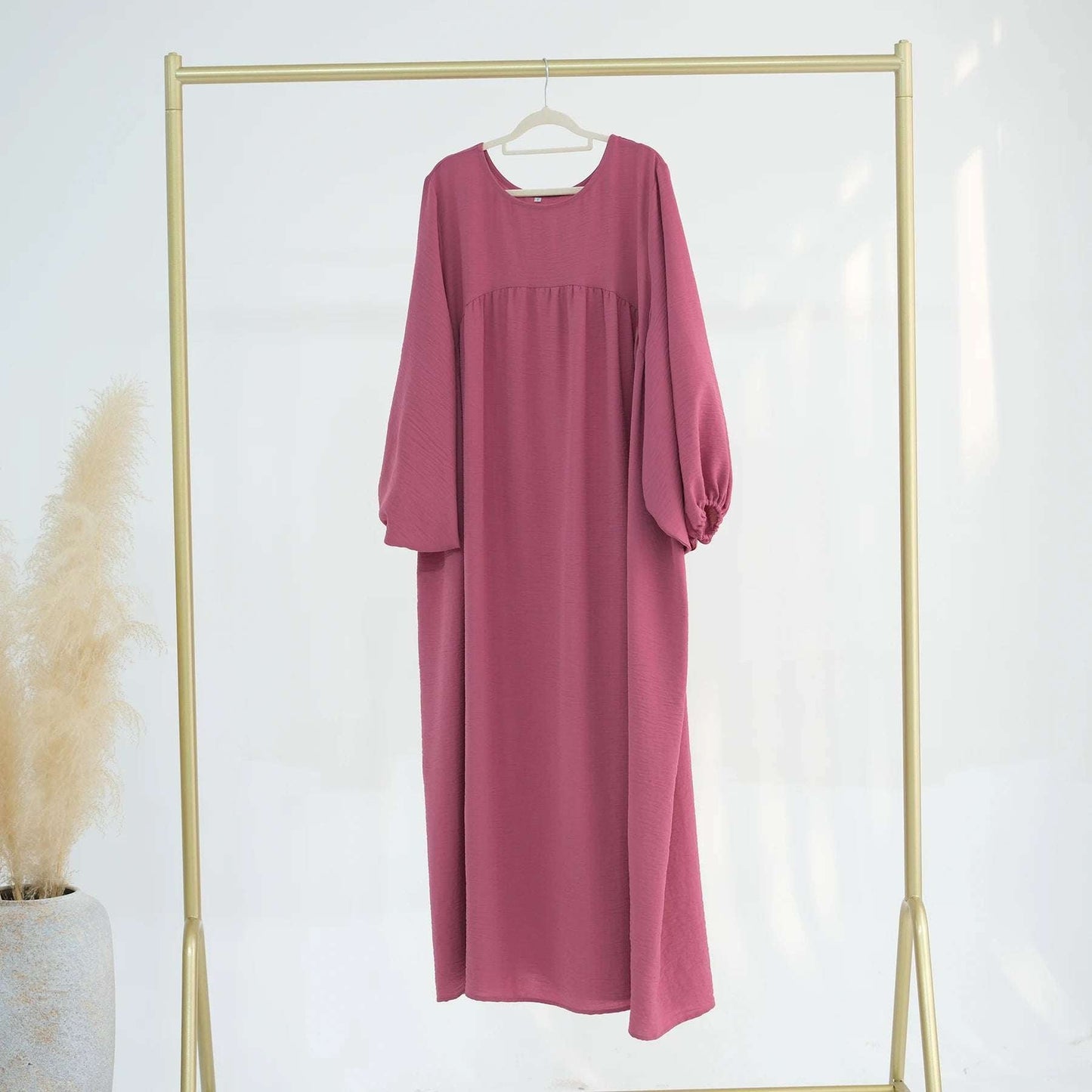 Loriya Wholesale Closed Abaya Women Clothing Islamic  Dubai Pakistan Plus Size Black Abaya Women Muslim Dress
