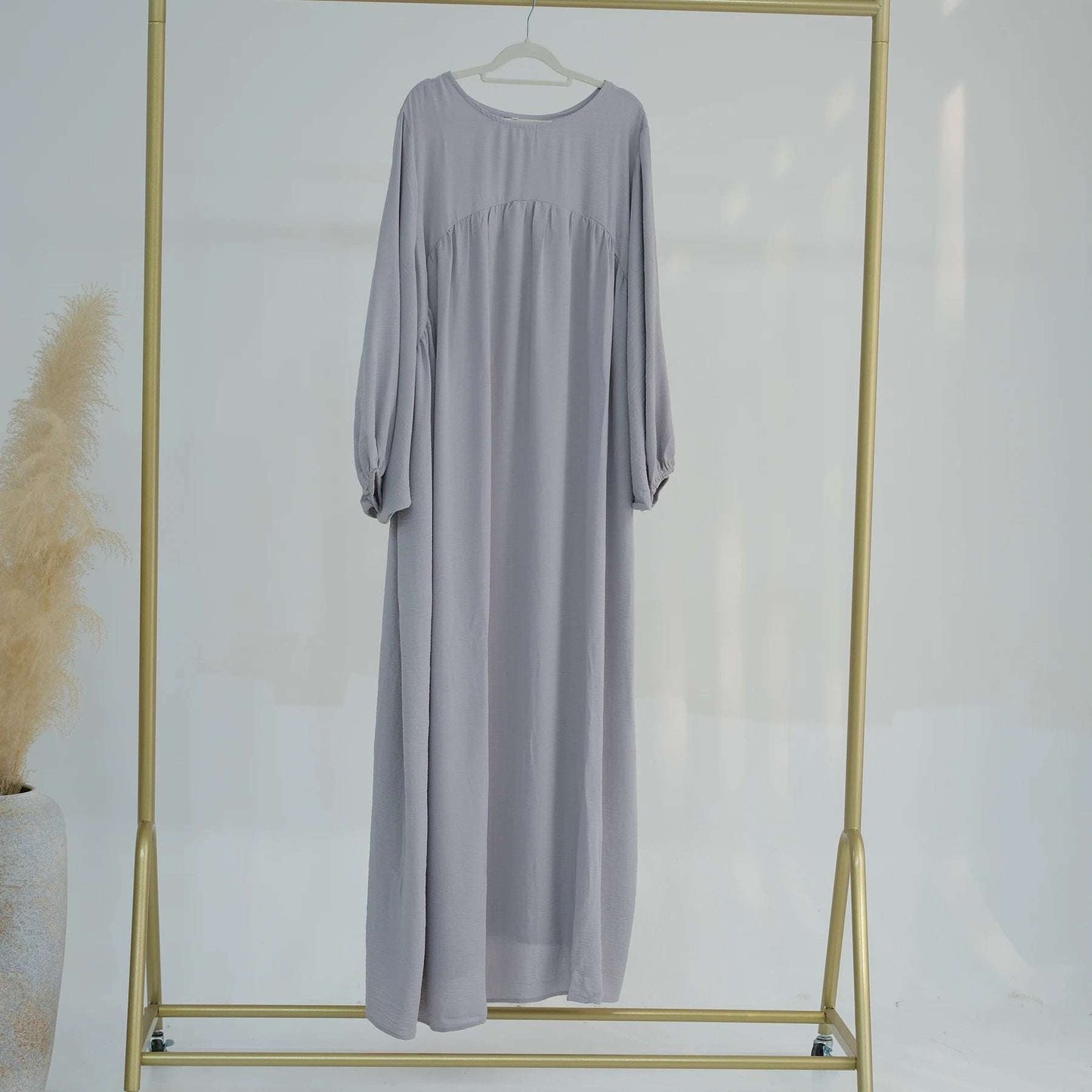 Loriya Wholesale Closed Abaya Women Clothing Islamic  Dubai Pakistan Plus Size Black Abaya Women Muslim Dress