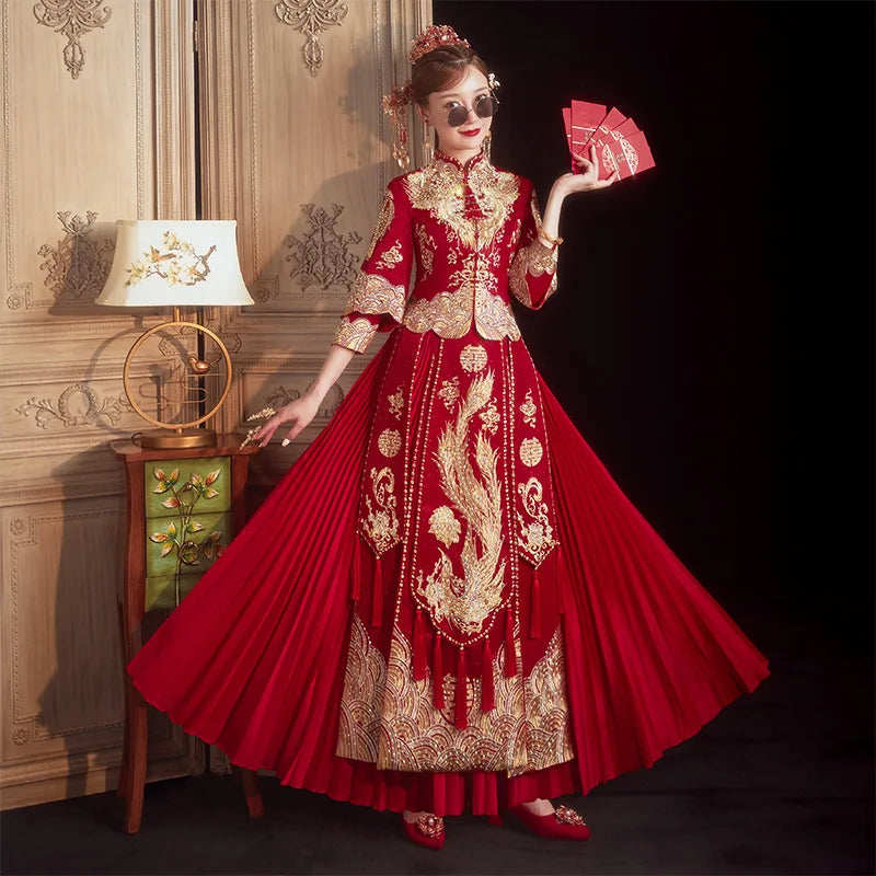 Chinese Traditional Women Wedding Dress Embroidery Rhinestone Long Che