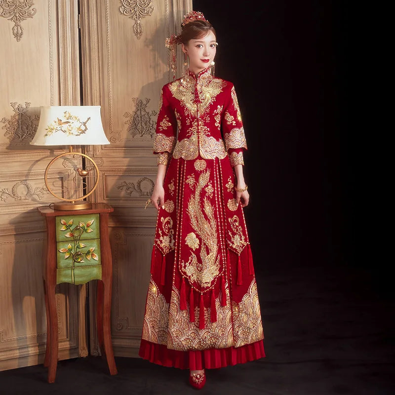 Chinese Traditional Women Wedding Dress Embroidery Rhinestone Long Che