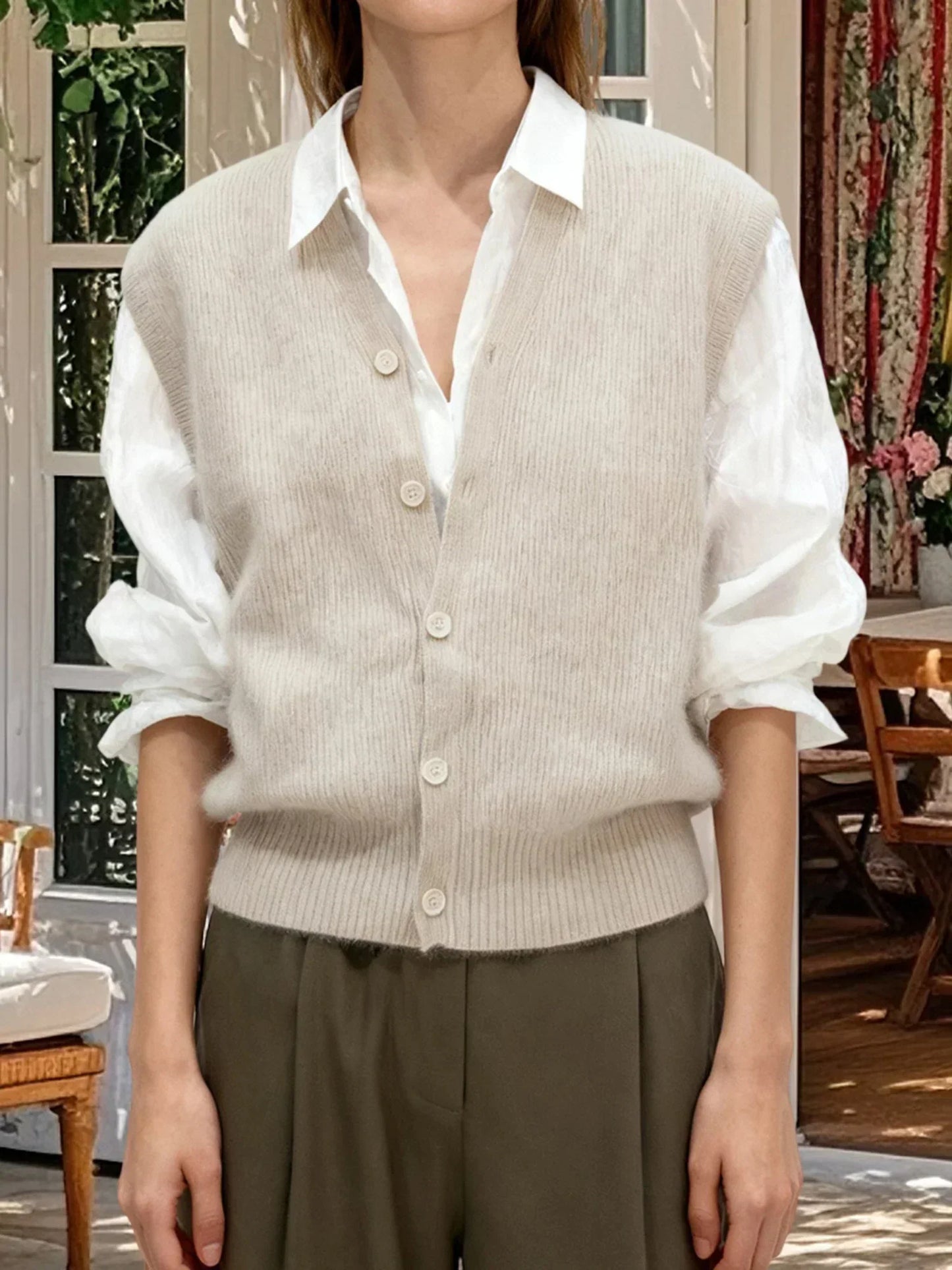 Women'S Sleeveless V Neck Button Down Cardigan Vest In Solid Color Knit - Fashionable And Versatile Choice For Any