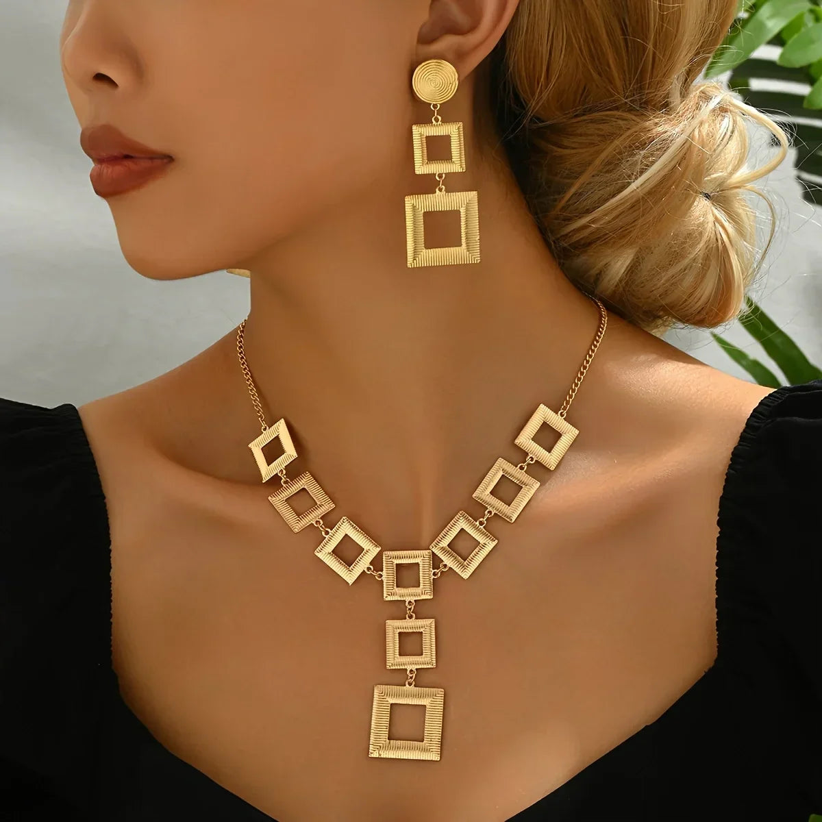 Lxalry 14K G Geometric Set, Electroplated Necklace & Earrings, Hypoallergenic 316L, Gift For Everyday Chic To Evening Glamour