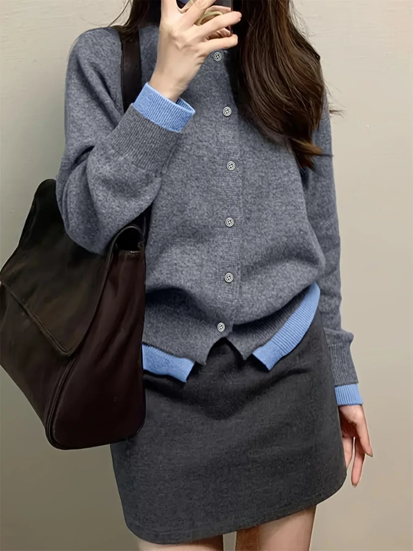 Autumn And Winter New Fashion Woman Sweater Gray Soft Knitted Sweater Top Casual And Versatile Button-Up Cardigan Jacket