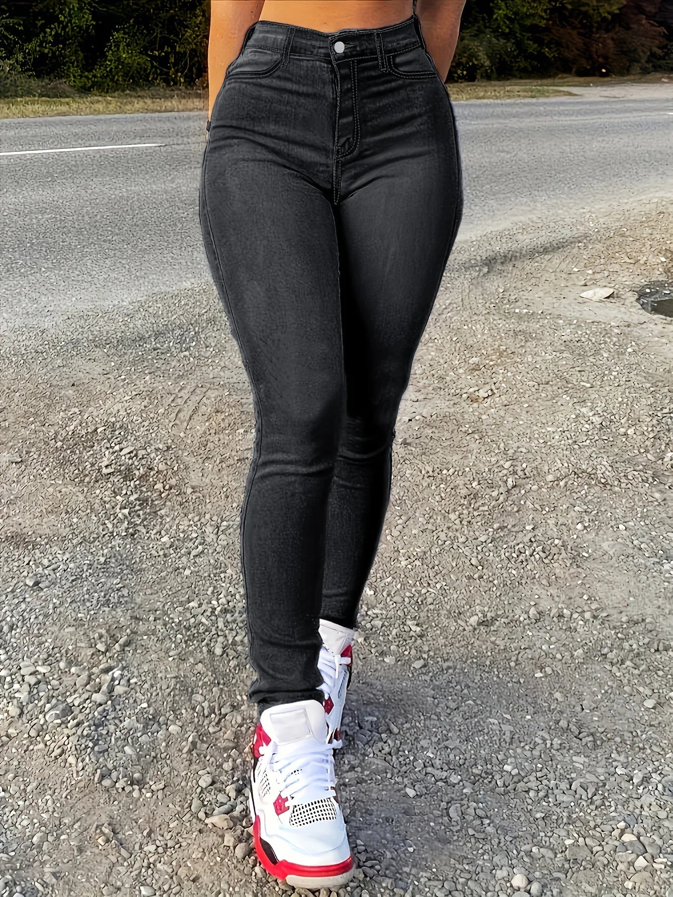 Womenimple Slim Wash Casual Style Jeans Zipper Button Closed Denim Pants