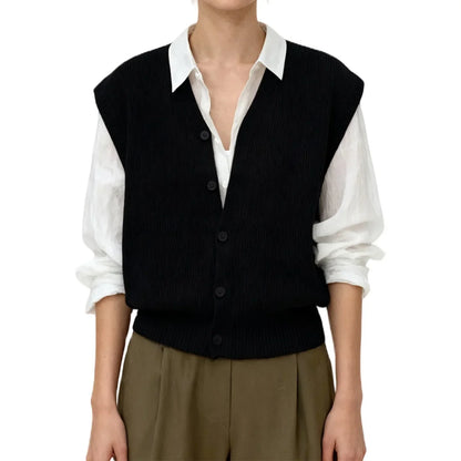 Women'S Sleeveless V Neck Button Down Cardigan Vest In Solid Color Knit - Fashionable And Versatile Choice For Any