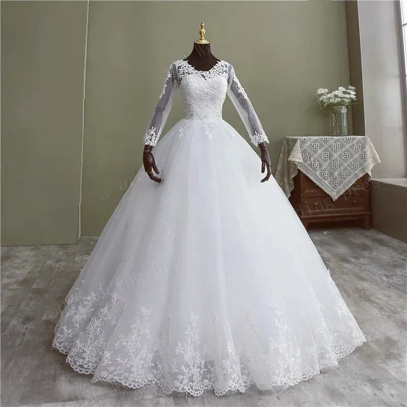 Bridal Ball Gown V Neck Wedding Dress Customized Vestido De Novia Princesa Lace Vintage Long Sleeve Real Image