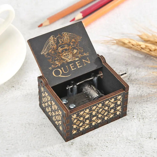 Wooden Carved Music Box Home Decoration Vintage Music Box Christmas Birthday Gift Beautiful Carved Musical Gadget for Mum Dad