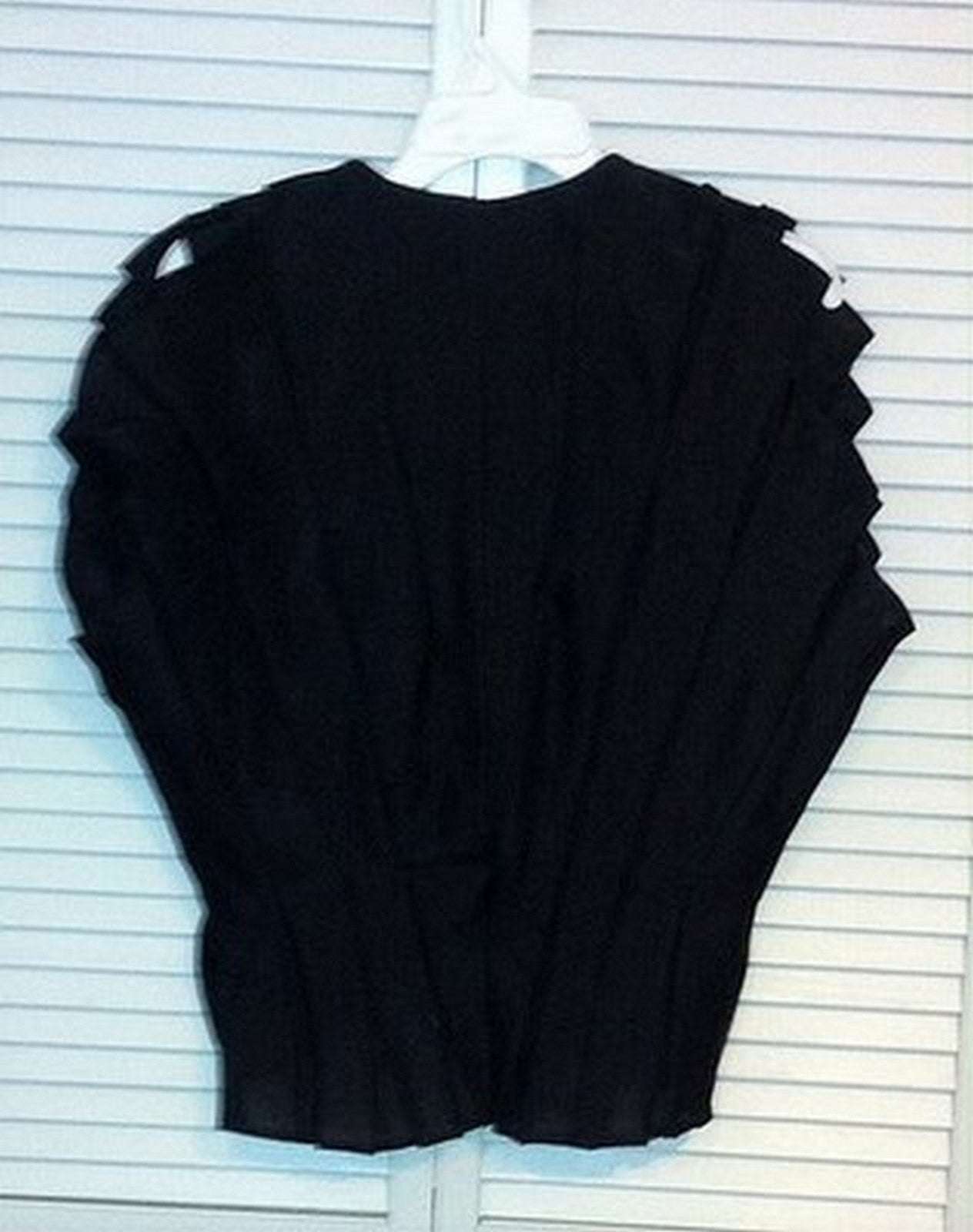 Women Top Chiffon Black VerticALPleated Size 4