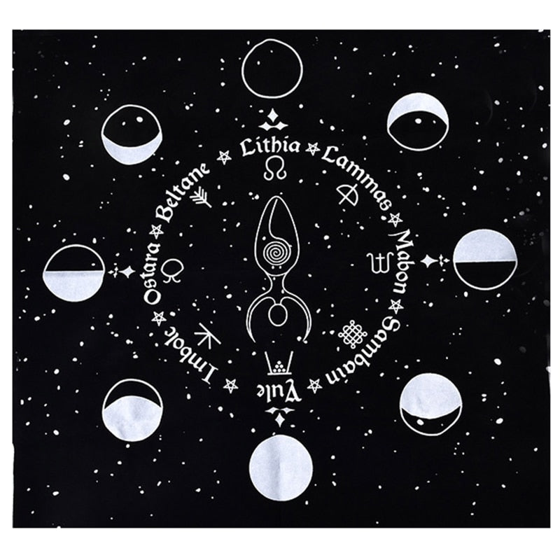 Divination Altar Cloth Velvet Three Moon Phase Goddess Tarot Card for Oracle Ta image 3
