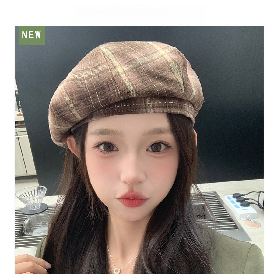 Fresh Brushed Plaid Beret Girls Fashion Painter Hat Literary Show Face Small Ne image 2