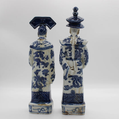 Ceramic statues of chinese emperor and empress in Qing dynasty, table accessory image 7